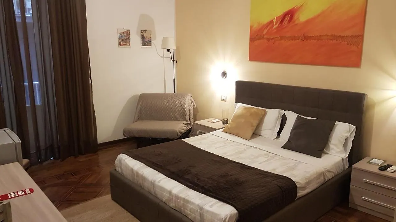B&B Napoli Storica 0*, Naples