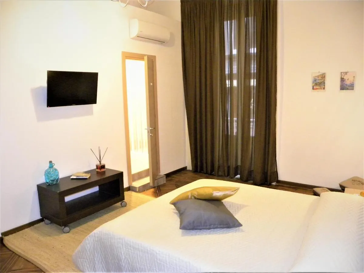 B&B Napoli Storica 0*, Naples Italy
